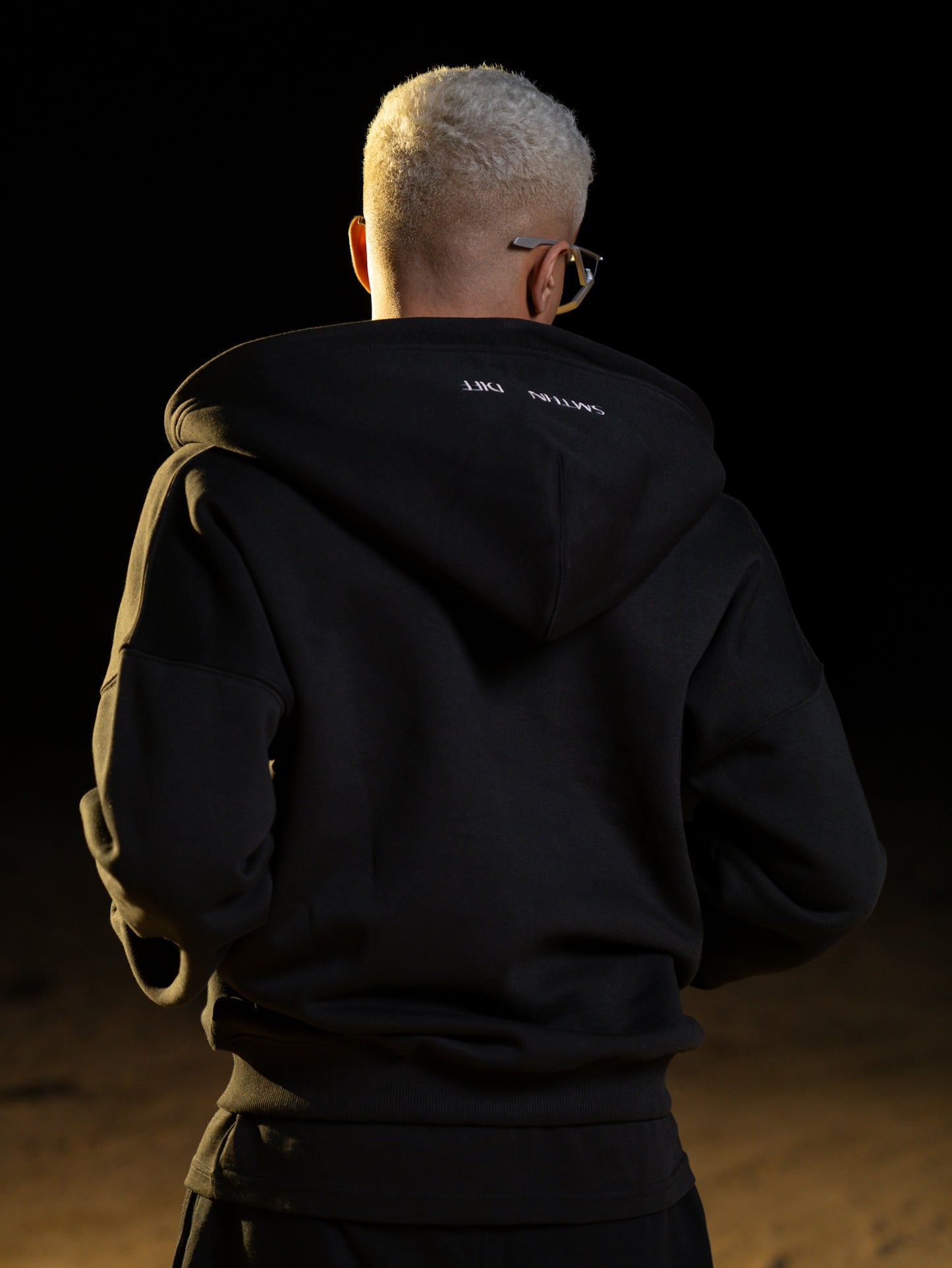 DARK ZIp-Up VO.3