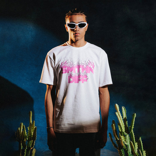 SMTHN DIFF White Tee
